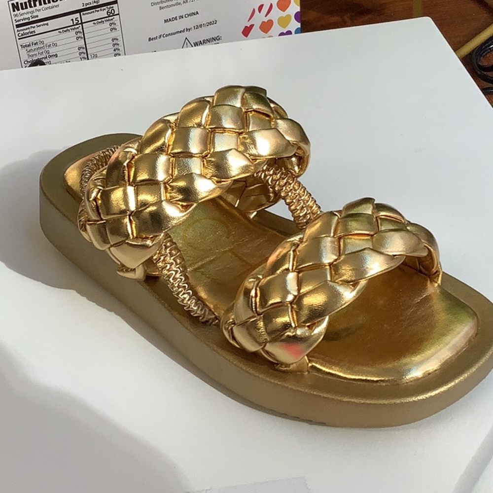 Kids golden sandals